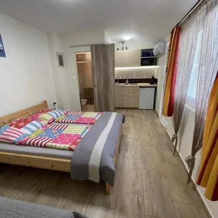 Piroschka Vendeghaz Guest house Zamardi